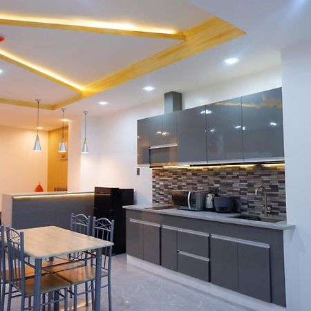 Cozy Entire Condo Unit With Pool Access Angeles Exterior photo